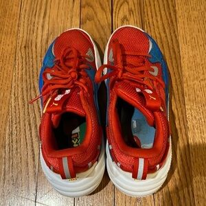 Mario Bros pumas super Mario 64 RS
Dramers snickers Red.